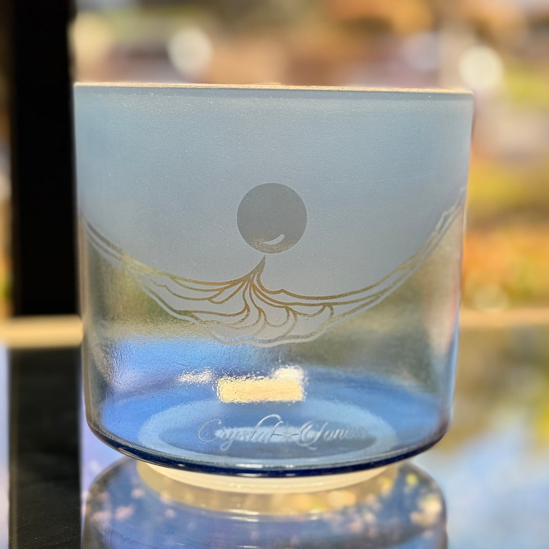 7" A#+25 Indigo, White Light Aura Gold W/ Etched Whales Bowl 131720 Crystal Tones® Alchemy Crystal Singing Bowl