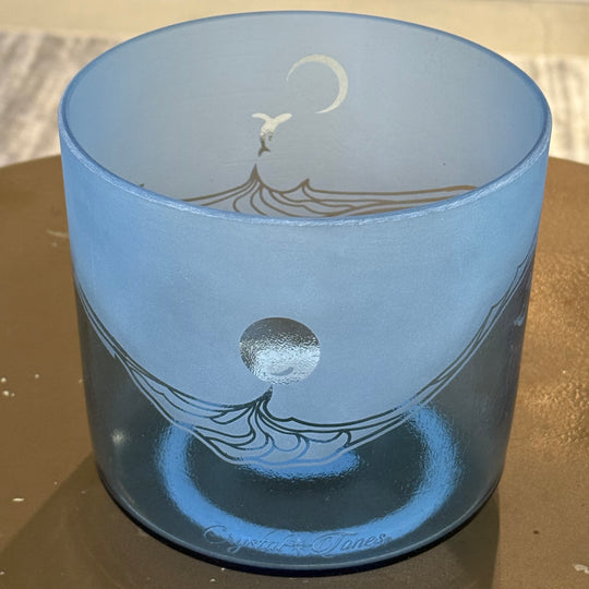 7" A#+25 Indigo, White Light Aura Gold W/ Etched Whales Bowl 131720 Crystal Tones® Alchemy Crystal Singing Bowl