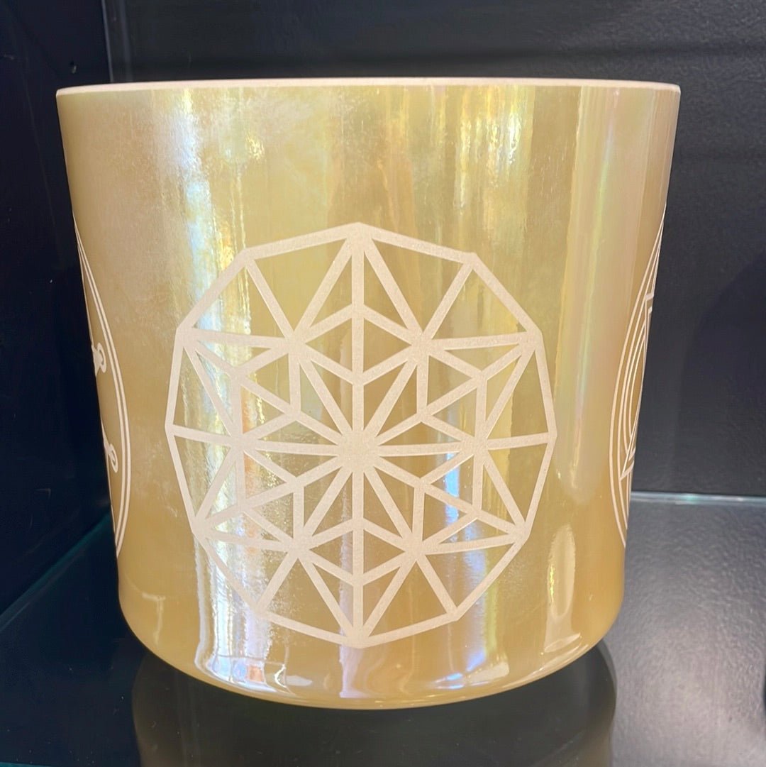 8" D+15 White Alchemy Gold, Palladium w/ Etched Sacred Geometry 52906 Crystal Tones® Alchemy Crystal Singing Bowl - Sacred Sound of the Soul