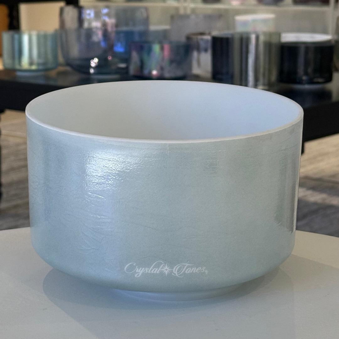 9" D+15 Green Heart Ocean Gold 158360 Crystal Tones® Alchemy Crystal Singing Bowl - Sacred Sound of the Soul