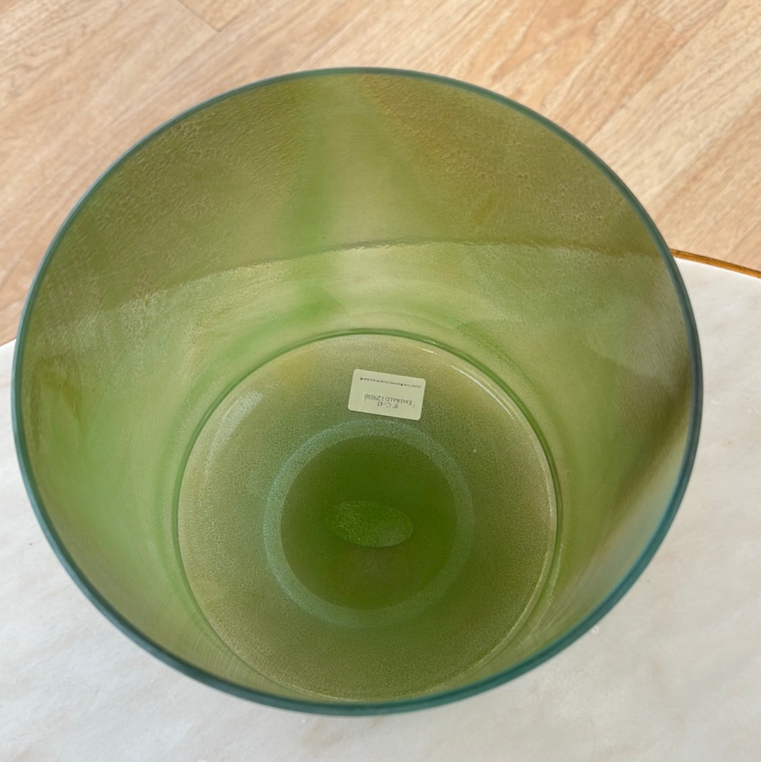 8" C+45 Emerald Bowl 129030 Crystal Tones®