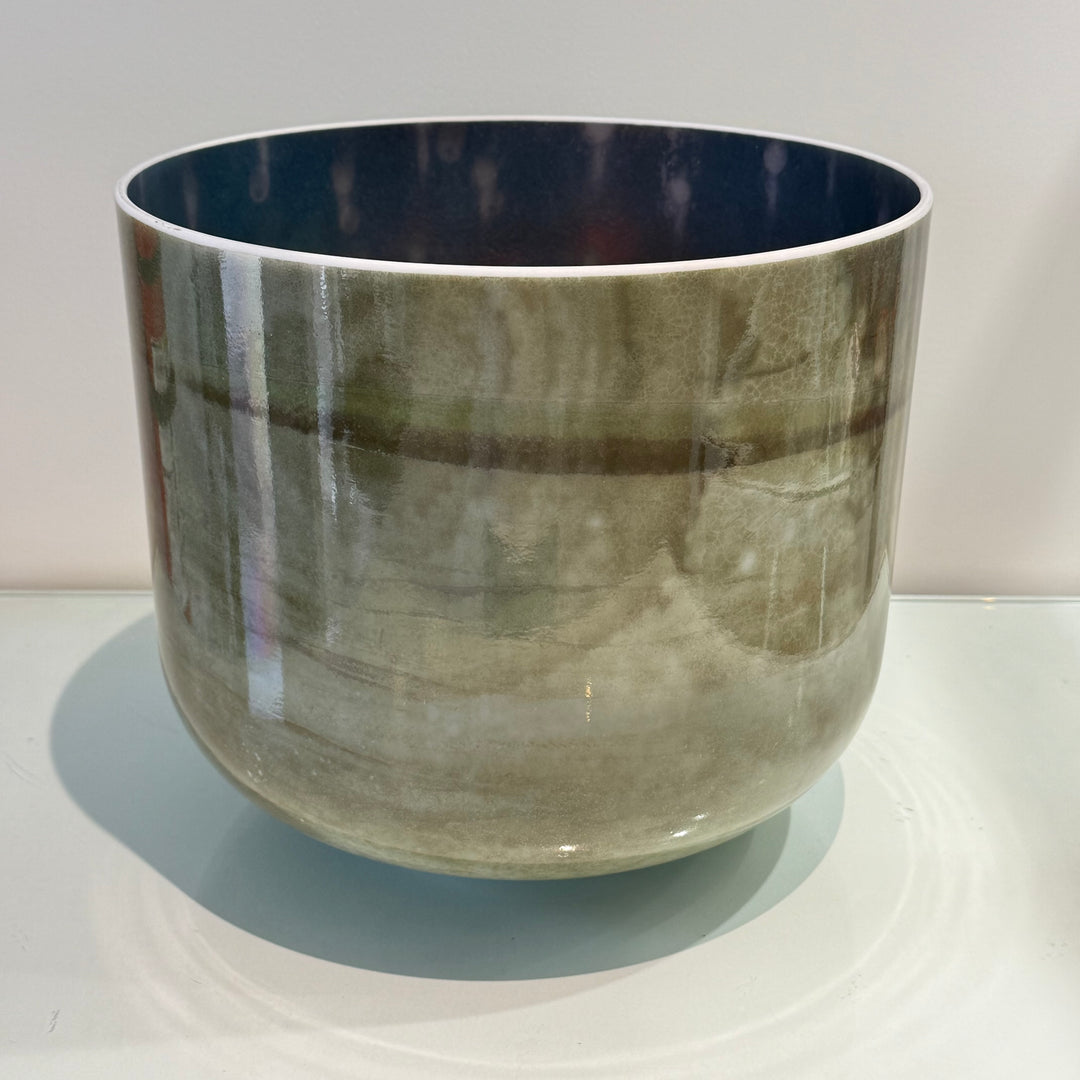 10" G0 Emerald Tibetan Copper Inside 146600 Crystal Tones®